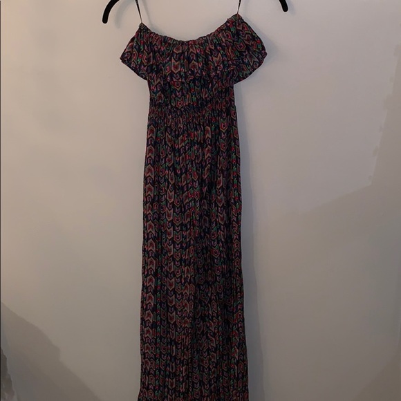 Forever 21 Dresses & Skirts - Tribal pattern maxi dress